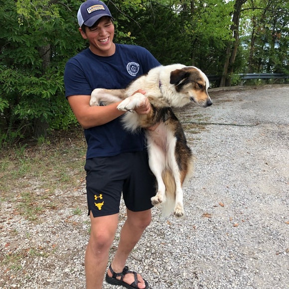 Meet your Posher, Fernando - Picture 1 of 1